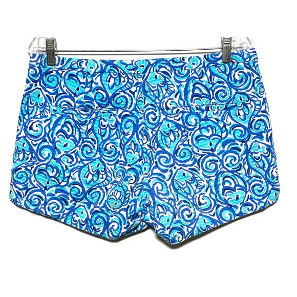 Lilly Pulitzer Adie Chasing Tail Fish Shorts Blue Coastal Tropical Beachy Size 4 - Picture 5 of 8